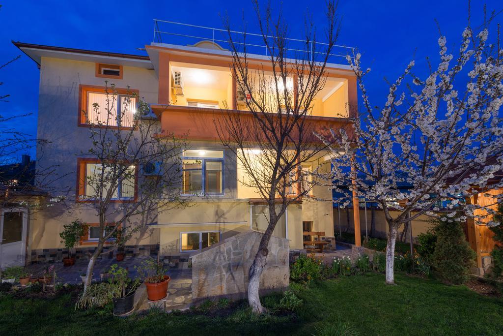 Marinovata Kashta Guest House Veliki Preslav Exterior foto